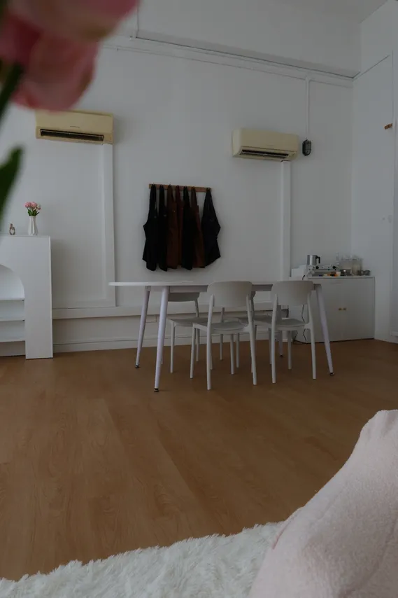 White Pixies dining area view